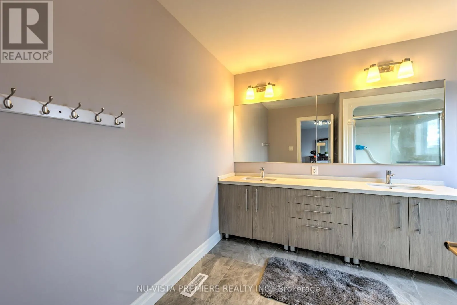 5 - 2619 SHEFFIELD BOULEVARD, #5