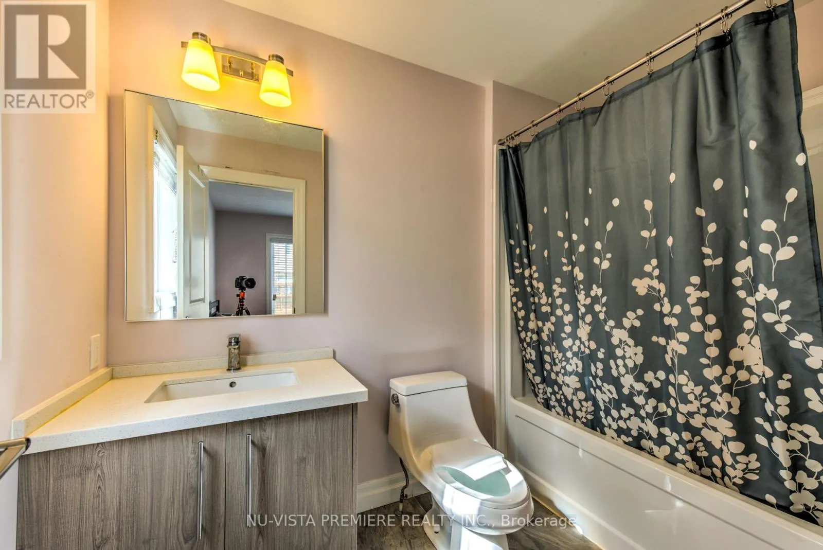 5 - 2619 SHEFFIELD BOULEVARD, #5