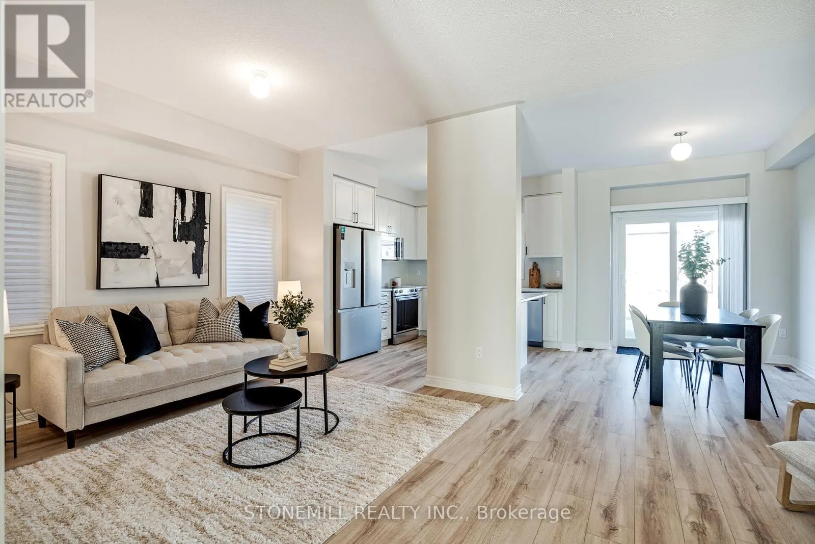 26 BENTGRASS DRIVE