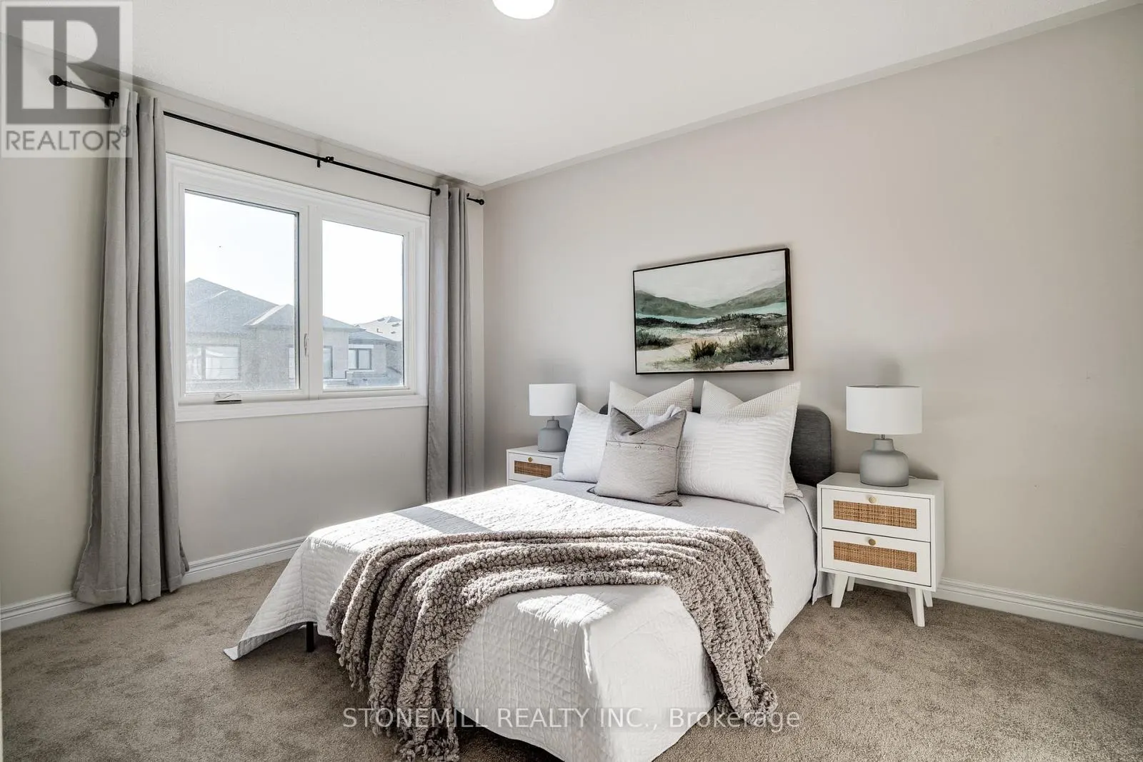 26 BENTGRASS DRIVE