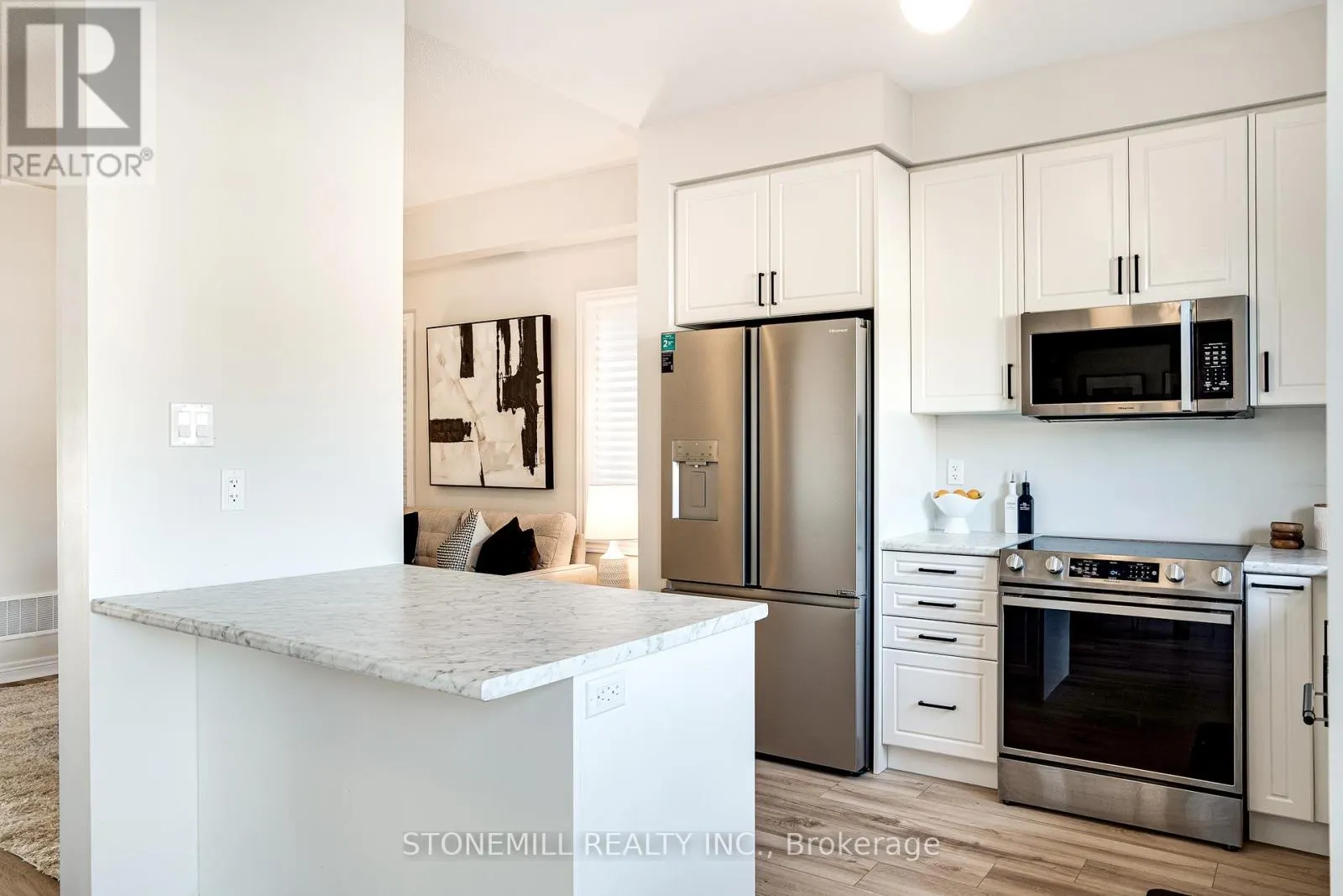 26 BENTGRASS DRIVE