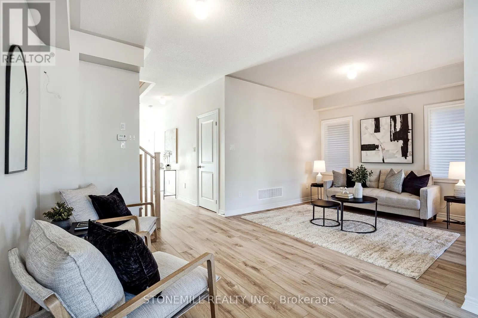 26 BENTGRASS DRIVE