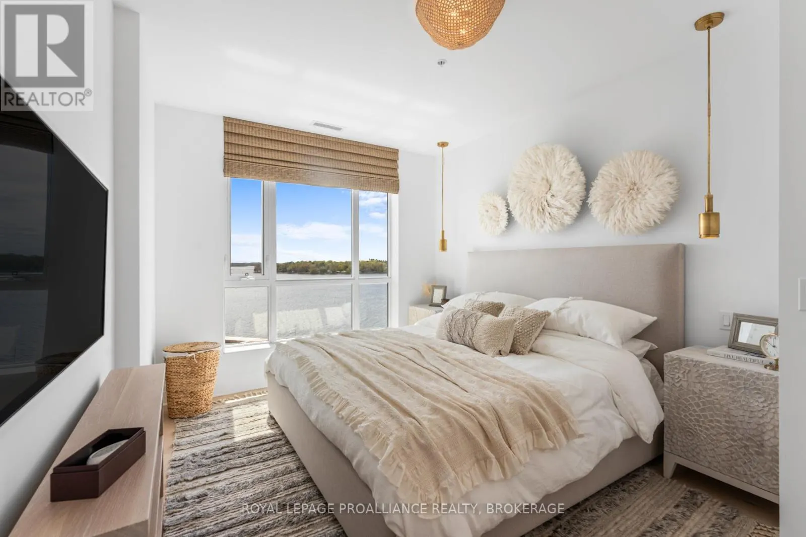 618 - 129 SOUTH STREET, #618