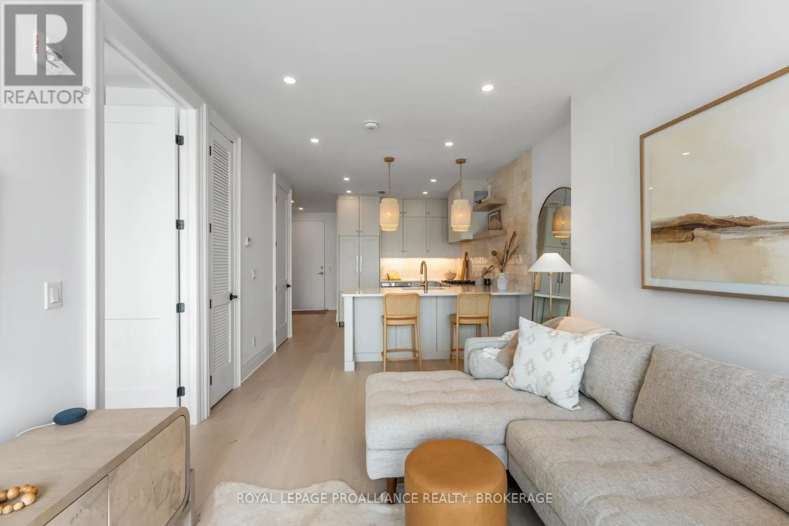 618 - 129 SOUTH STREET, #618
