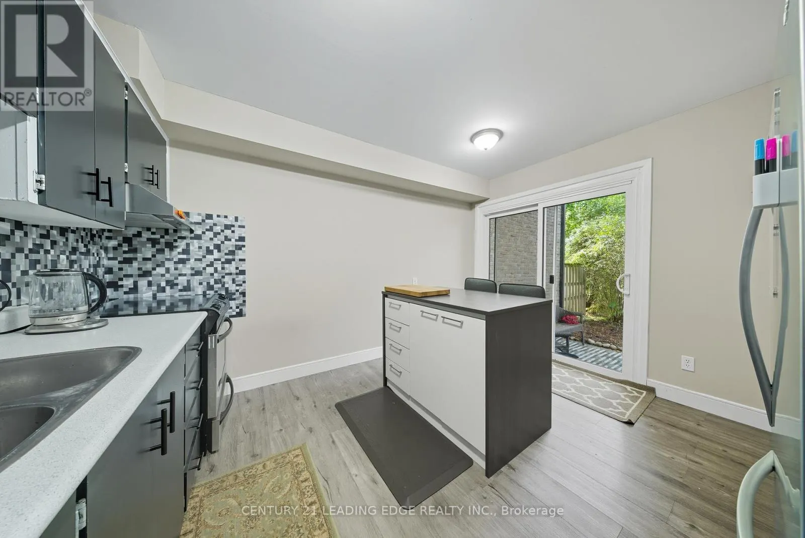 N/A - 416 SCOTTSDALE DRIVE