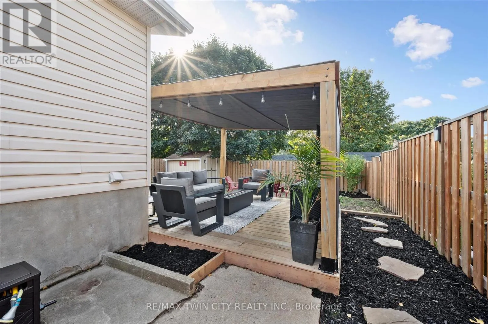 413 SCOTT ROAD