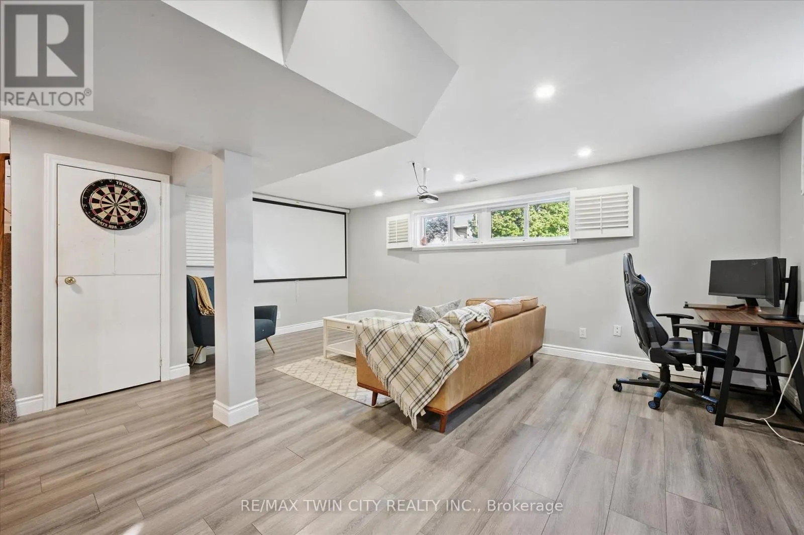 413 SCOTT ROAD