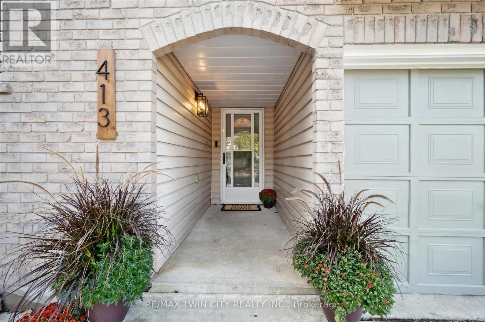 413 SCOTT ROAD