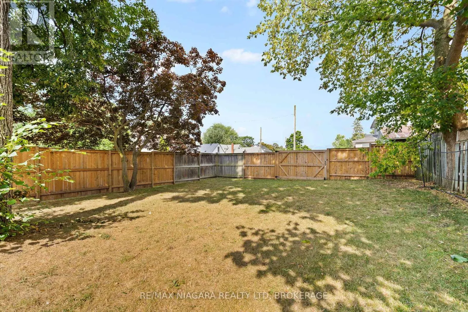 5690 HIGHLAND AVENUE