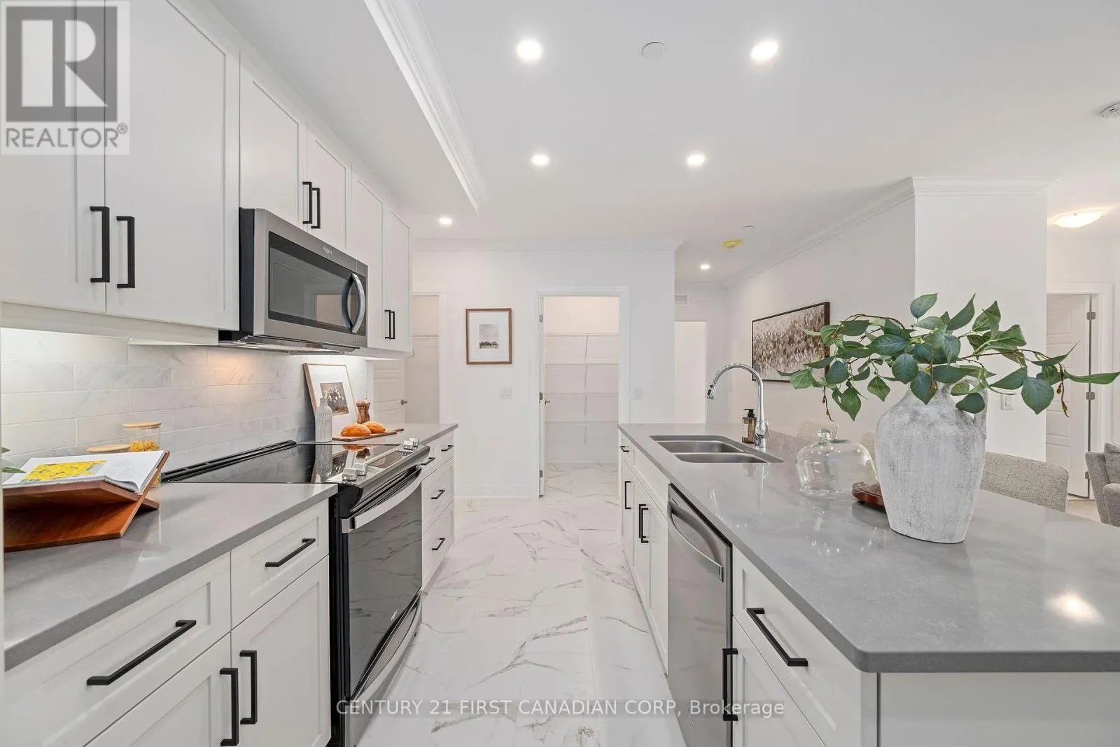 308 - 1560 UPPER WEST AVENUE, #308