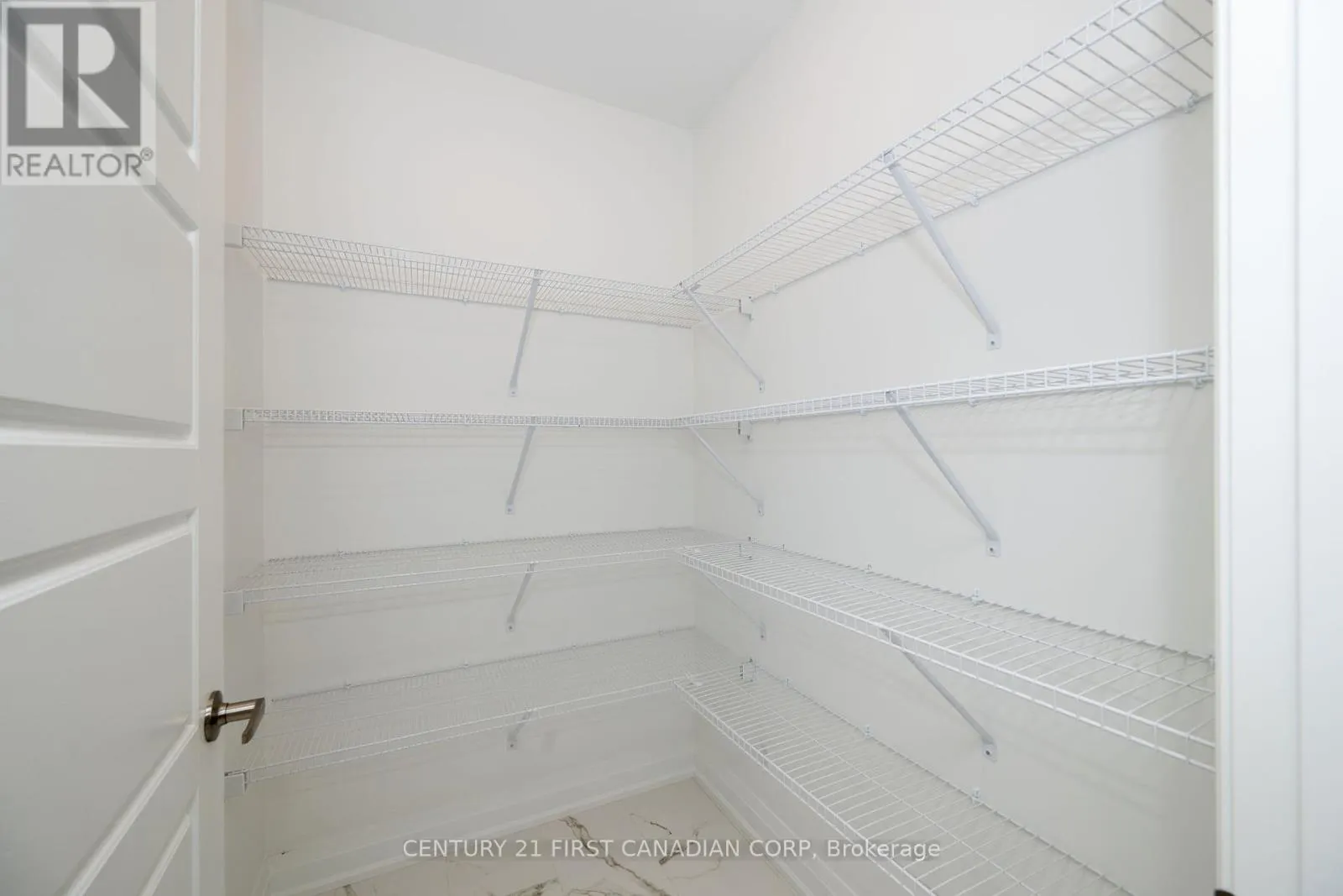 308 - 1560 UPPER WEST AVENUE, #308