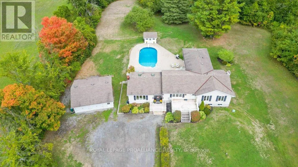 466 MACKENZIE ROAD