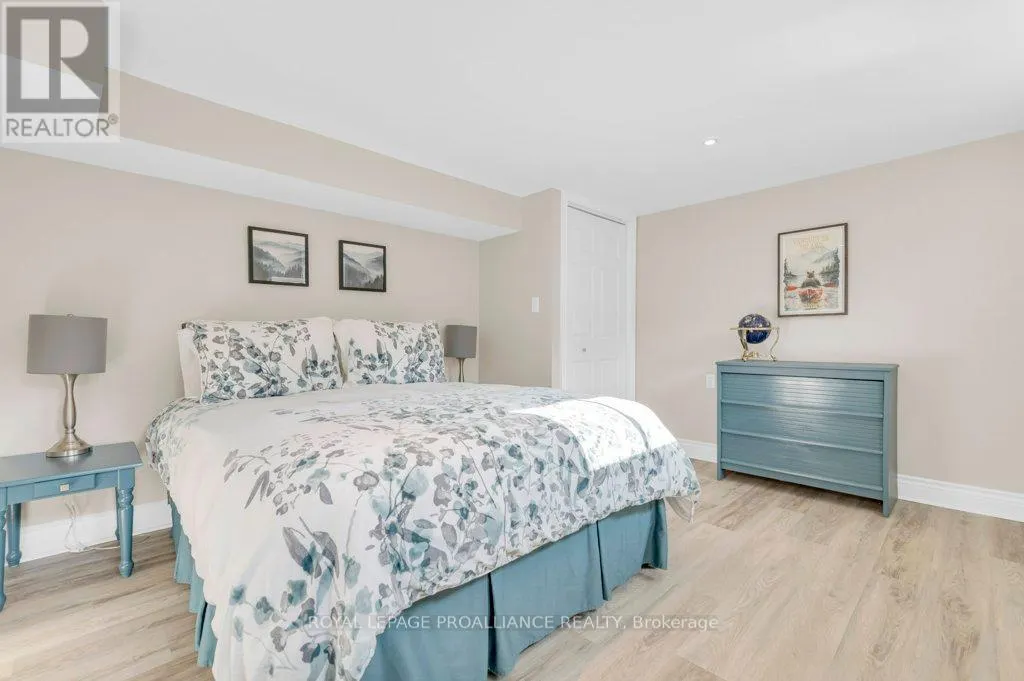 466 MACKENZIE ROAD