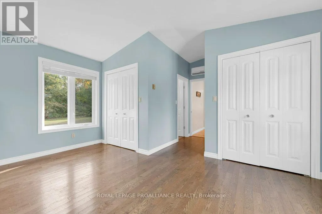 466 MACKENZIE ROAD