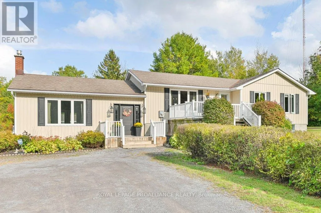466 MACKENZIE ROAD