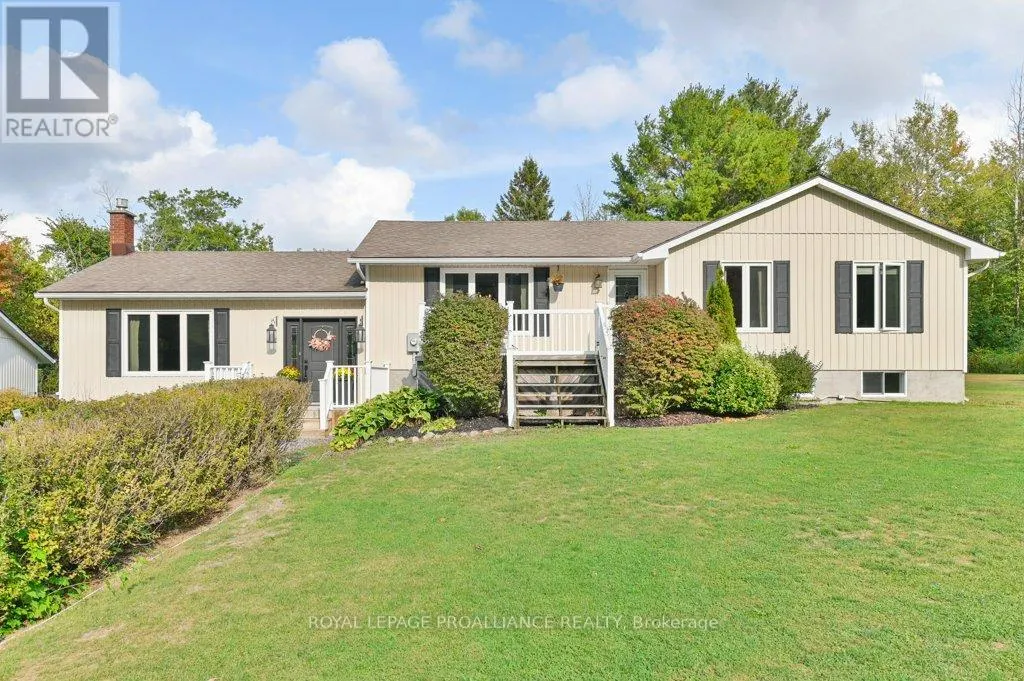 466 MACKENZIE ROAD