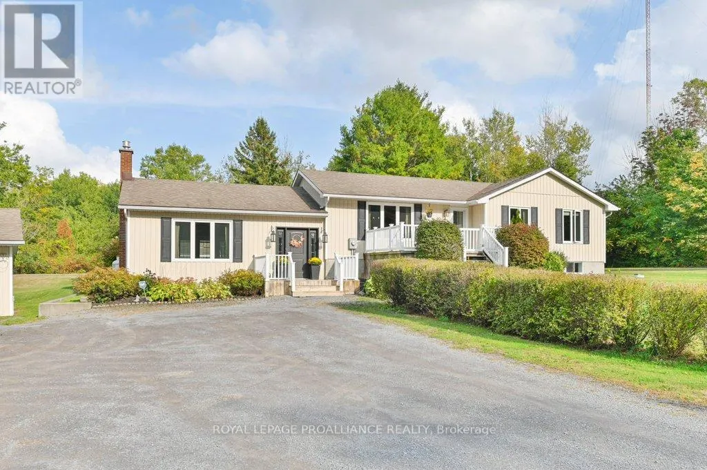 466 MACKENZIE ROAD