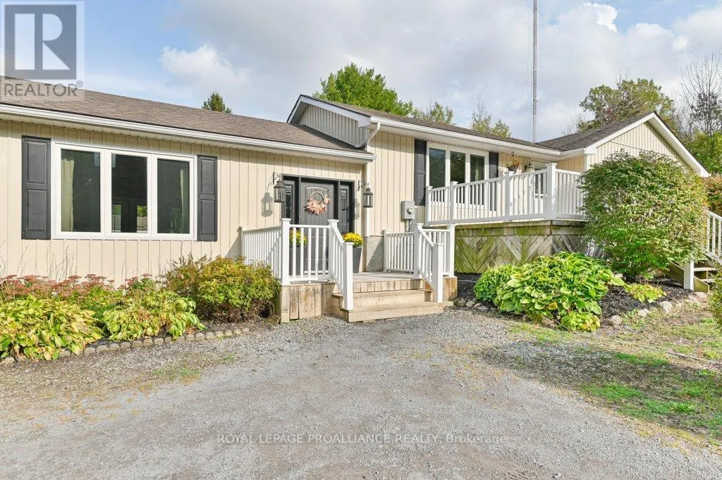 466 MACKENZIE ROAD