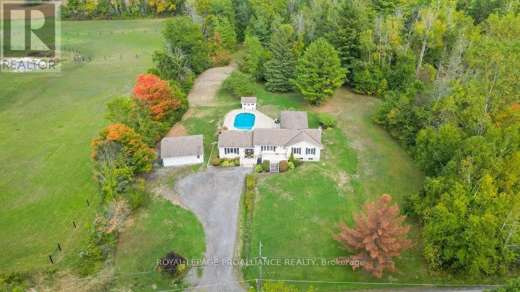 466 MACKENZIE ROAD