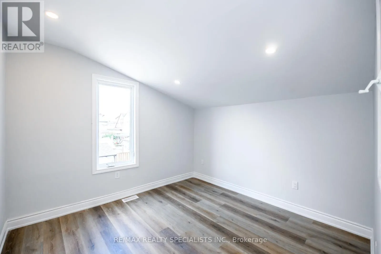 143 GLENDALE AVENUE
