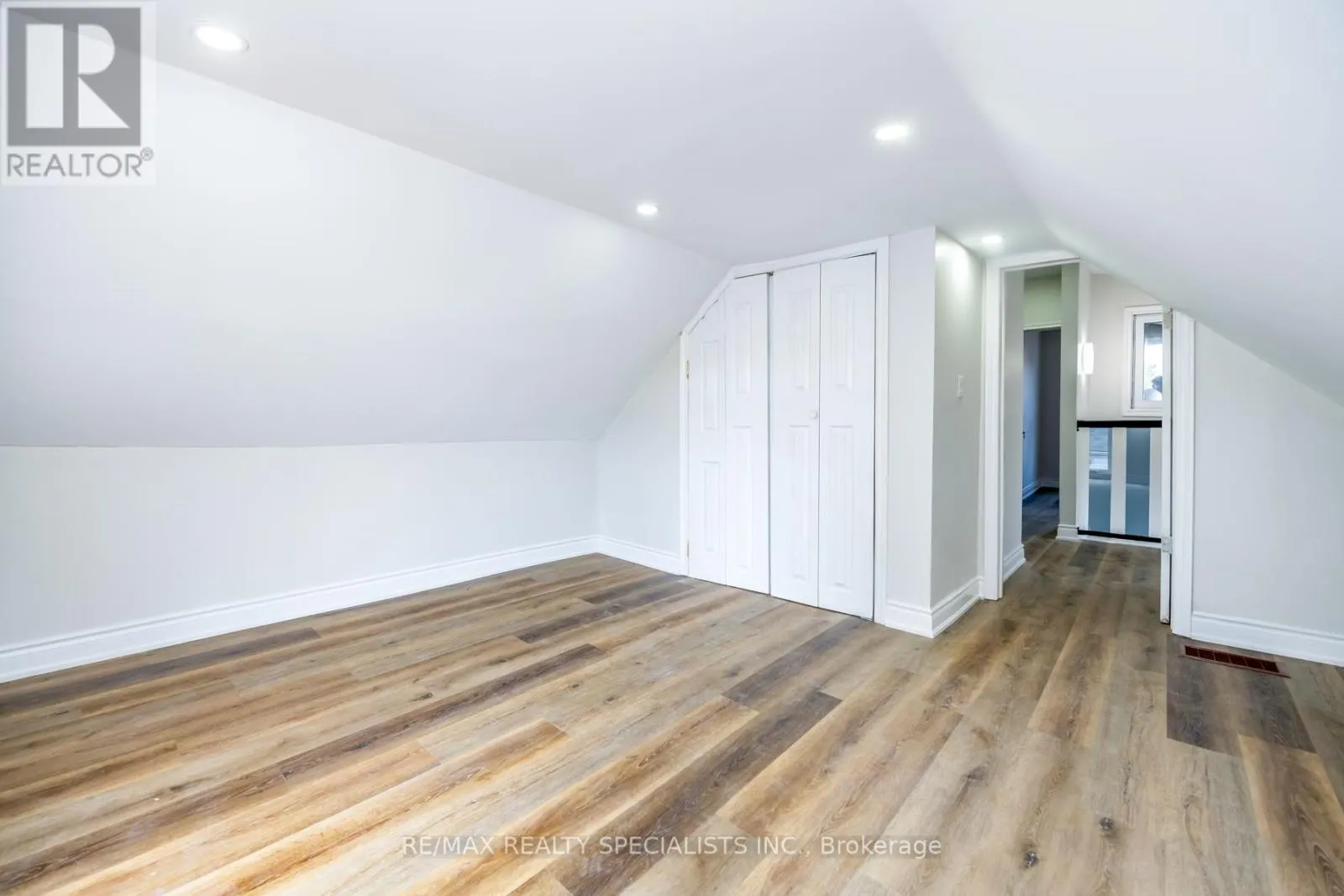 143 GLENDALE AVENUE