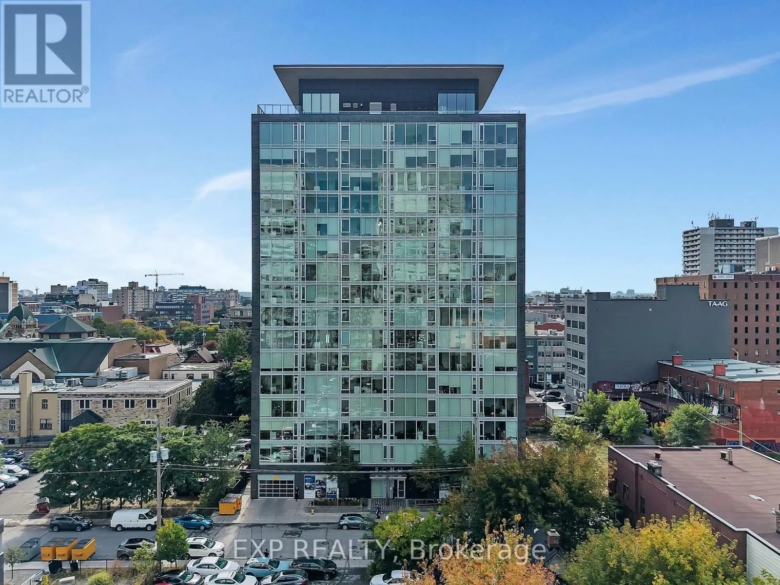 812 - 300 LISGAR STREET