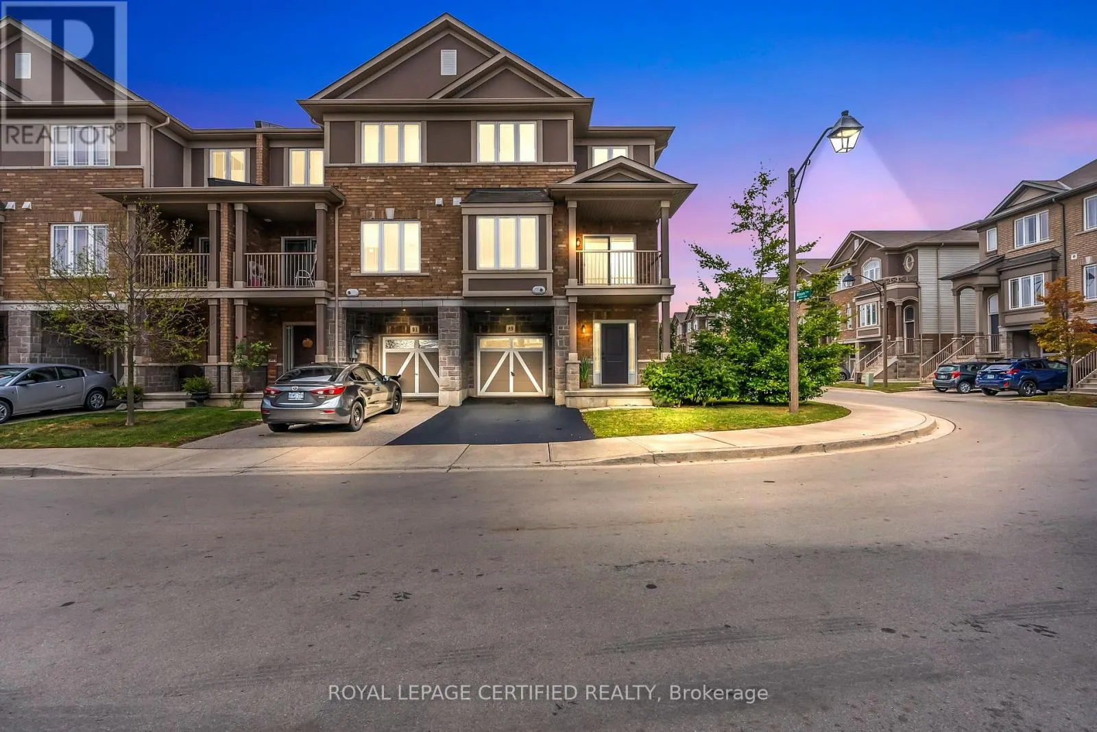 89 BLOOM CRESCENT
