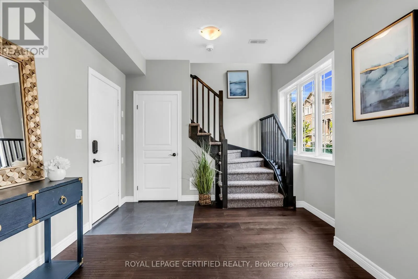 89 BLOOM CRESCENT