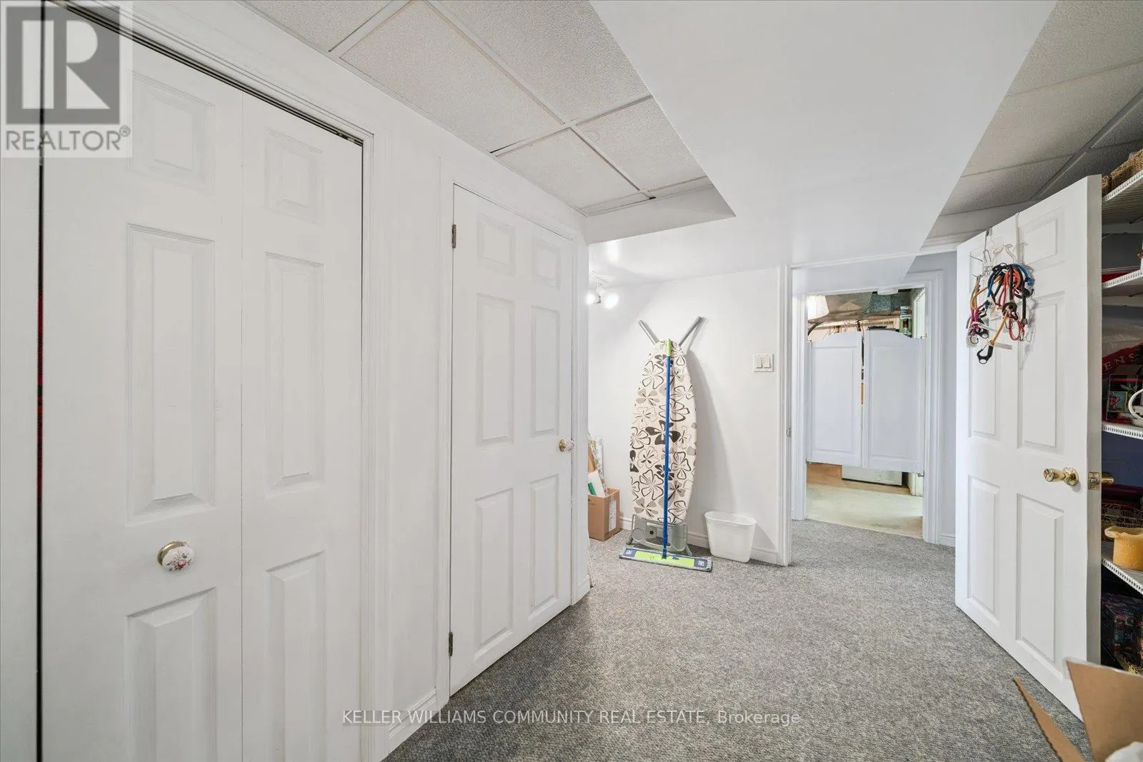 11 BAYLEAF COURT