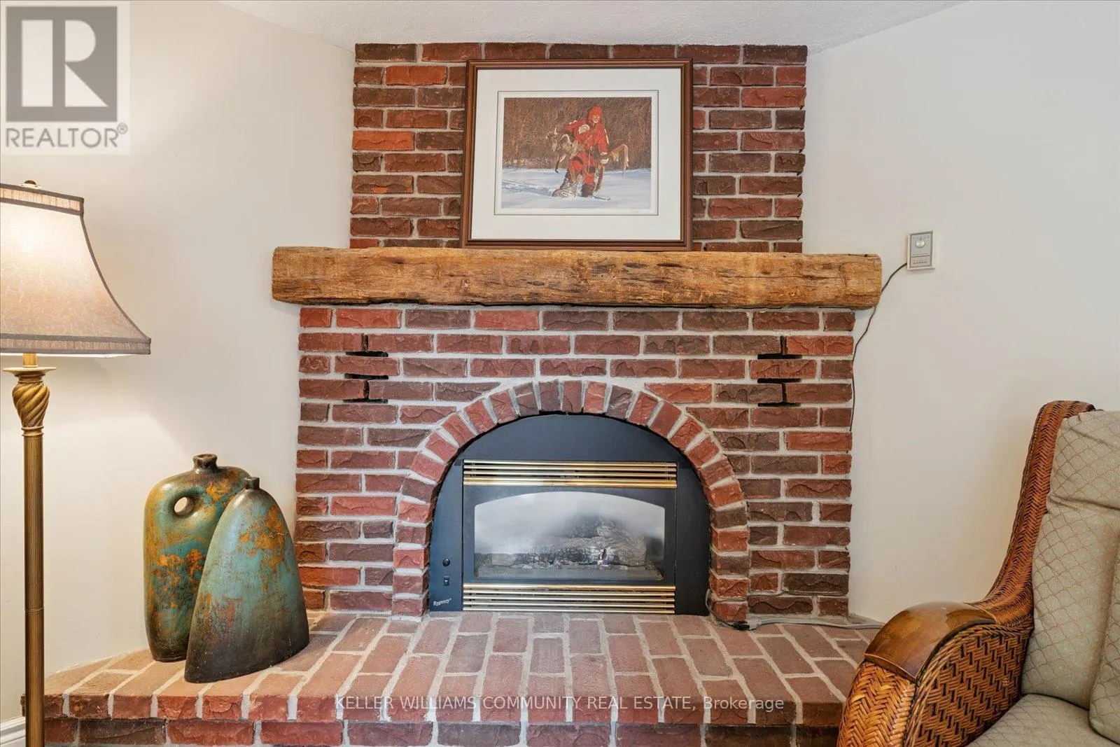 11 BAYLEAF COURT