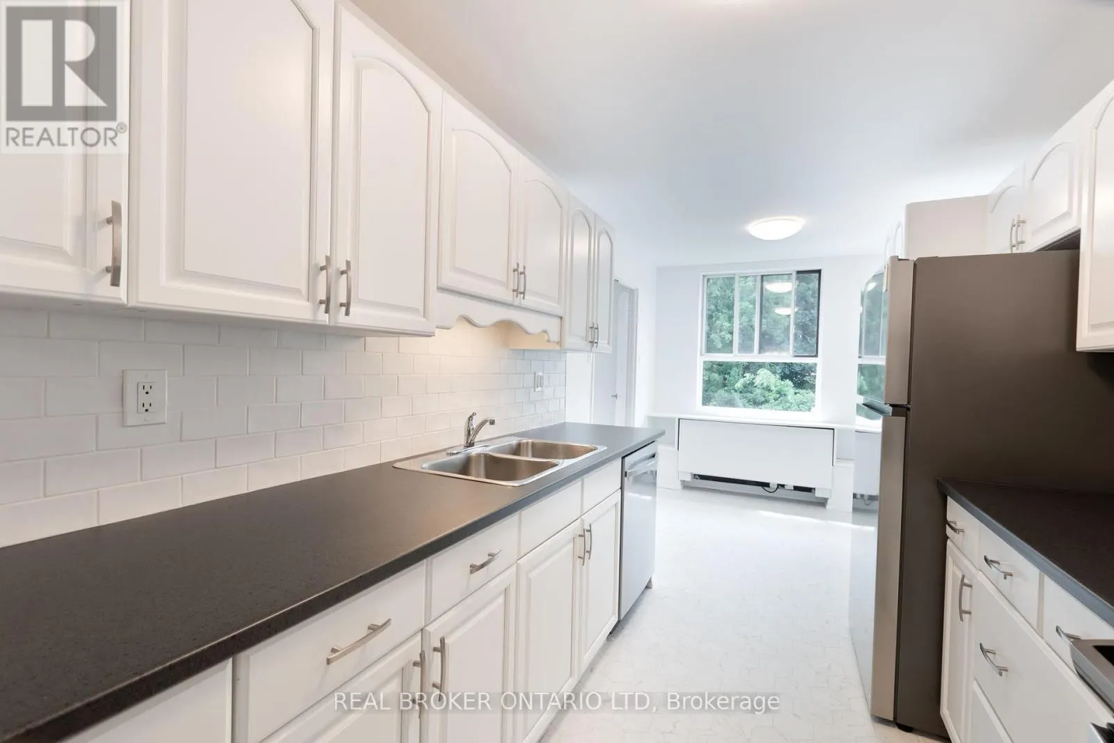 310 - 1180 COMMISSIONERS ROAD W, #310