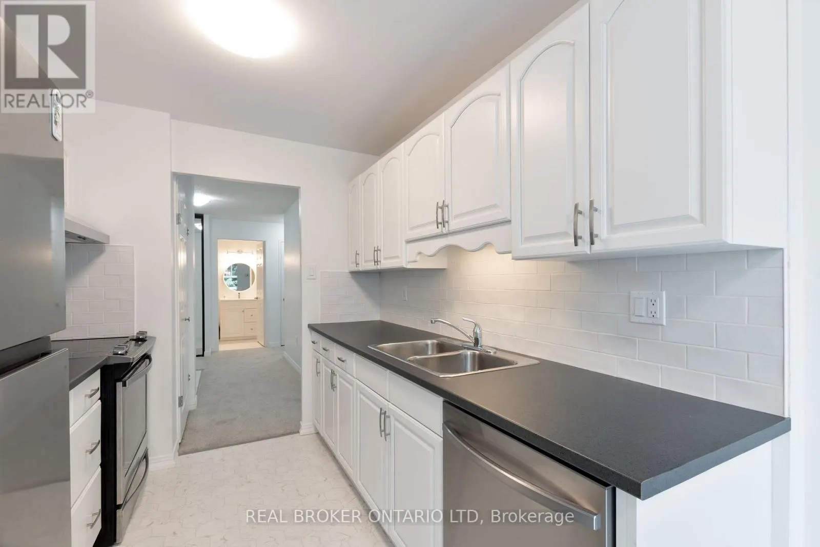 310 - 1180 COMMISSIONERS ROAD W, #310