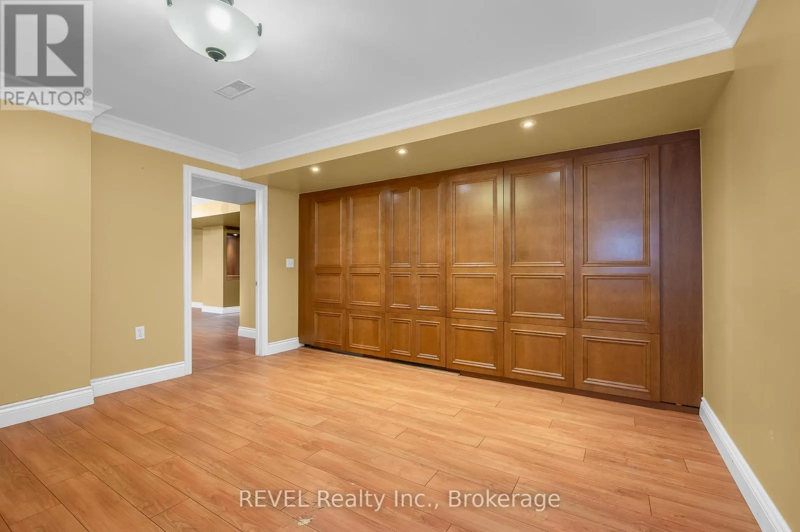 30 MARACAY WAY
