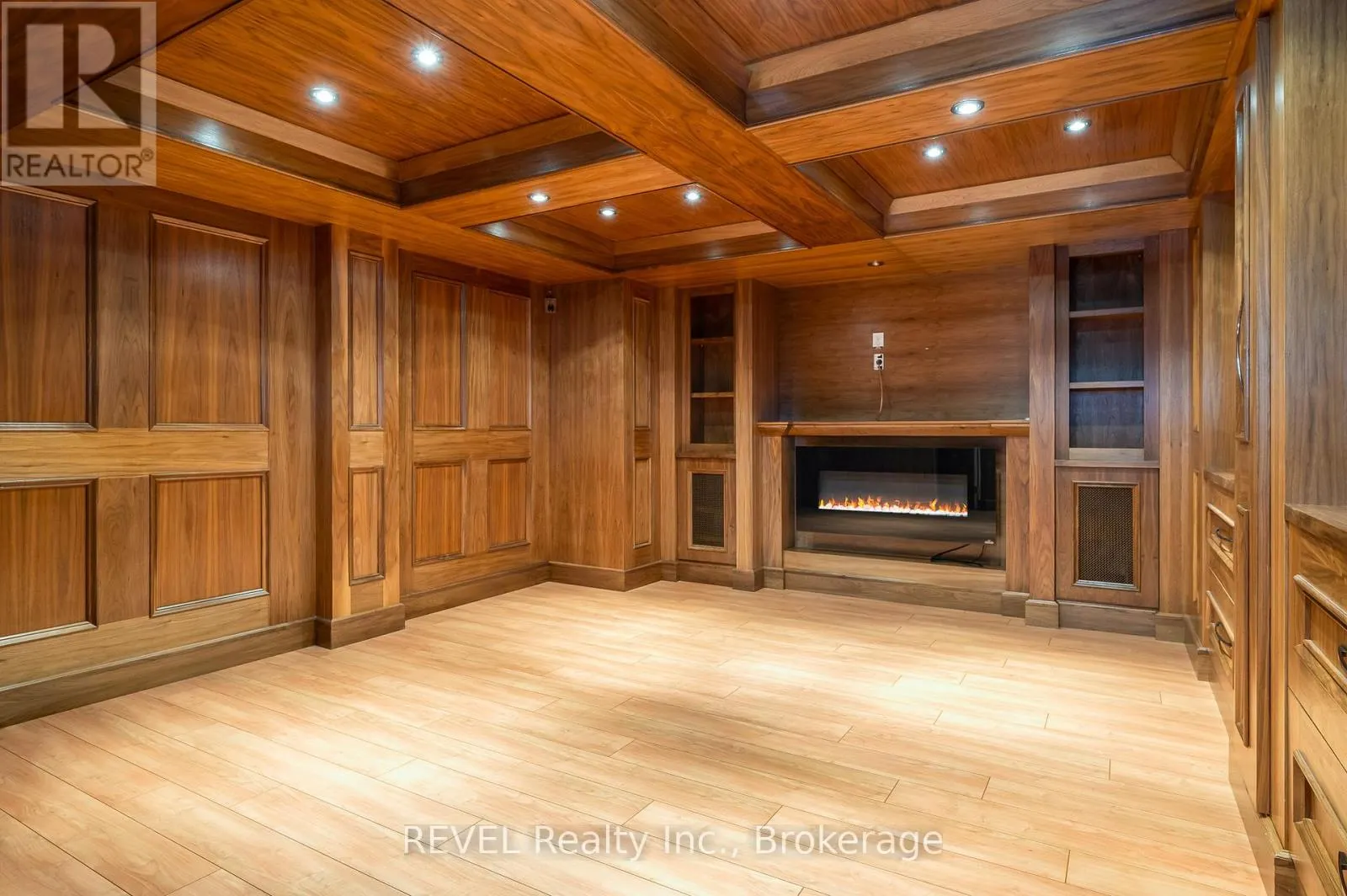 30 MARACAY WAY