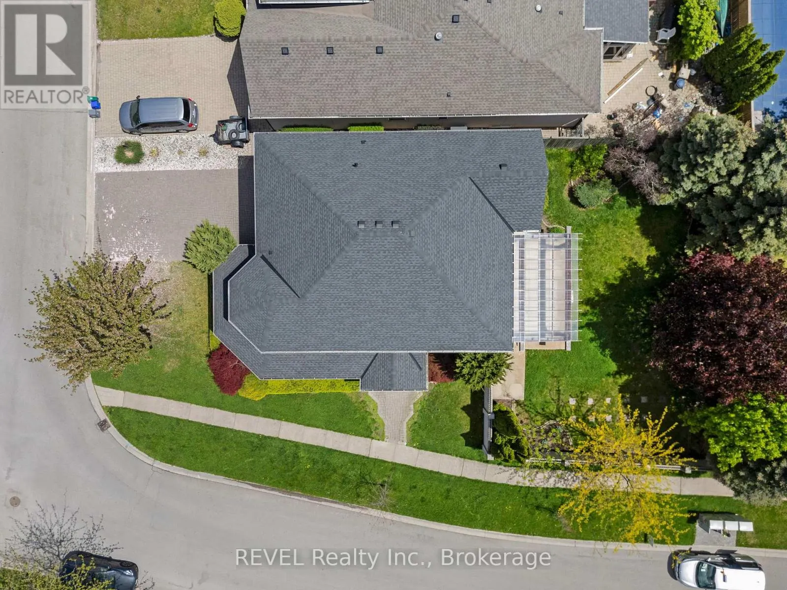 30 MARACAY WAY
