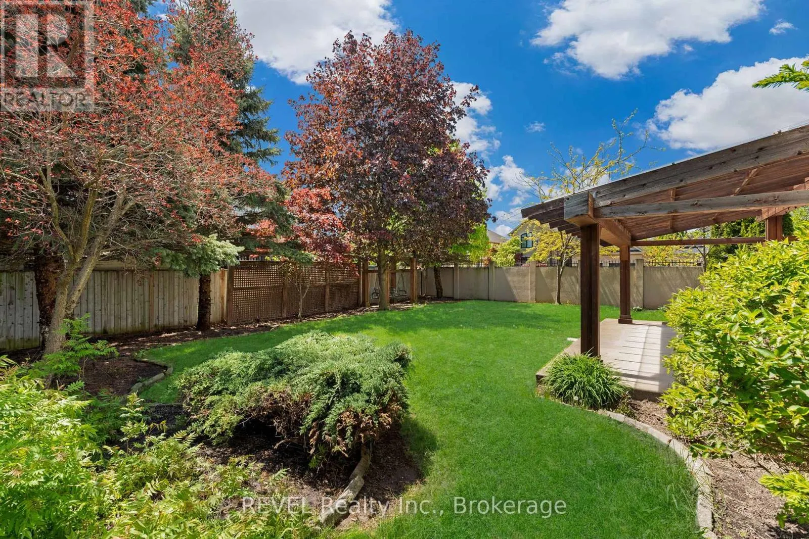 30 MARACAY WAY