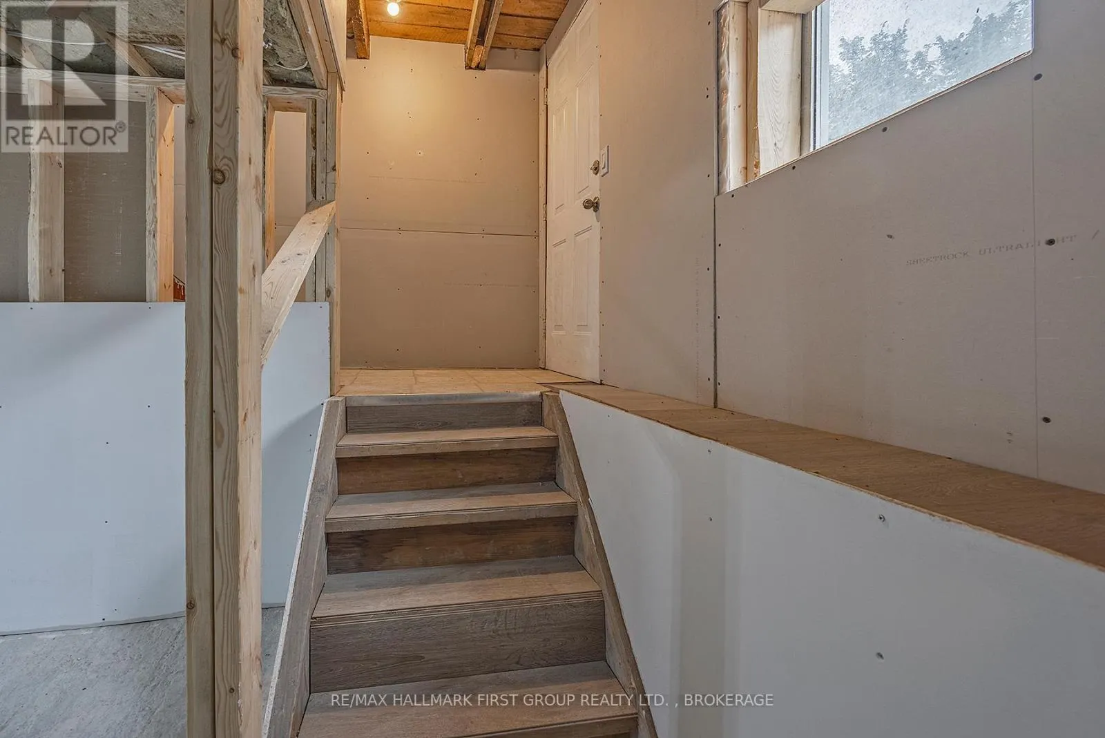 5105 BATTERSEA ROAD