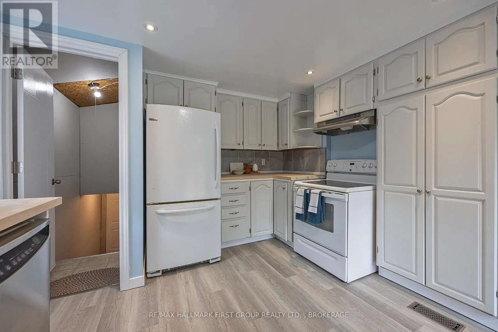 5105 BATTERSEA ROAD