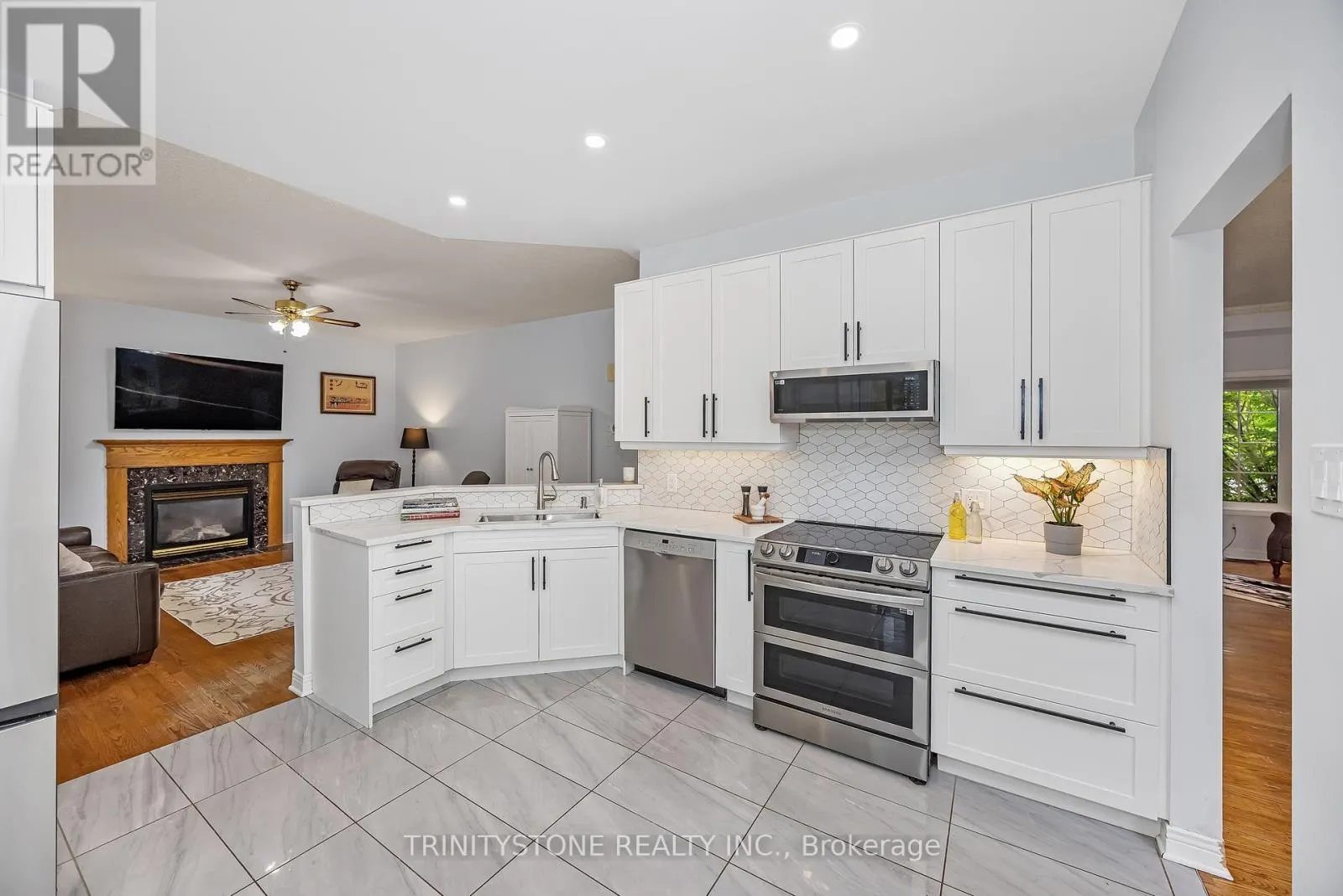 6 CINNABAR WAY