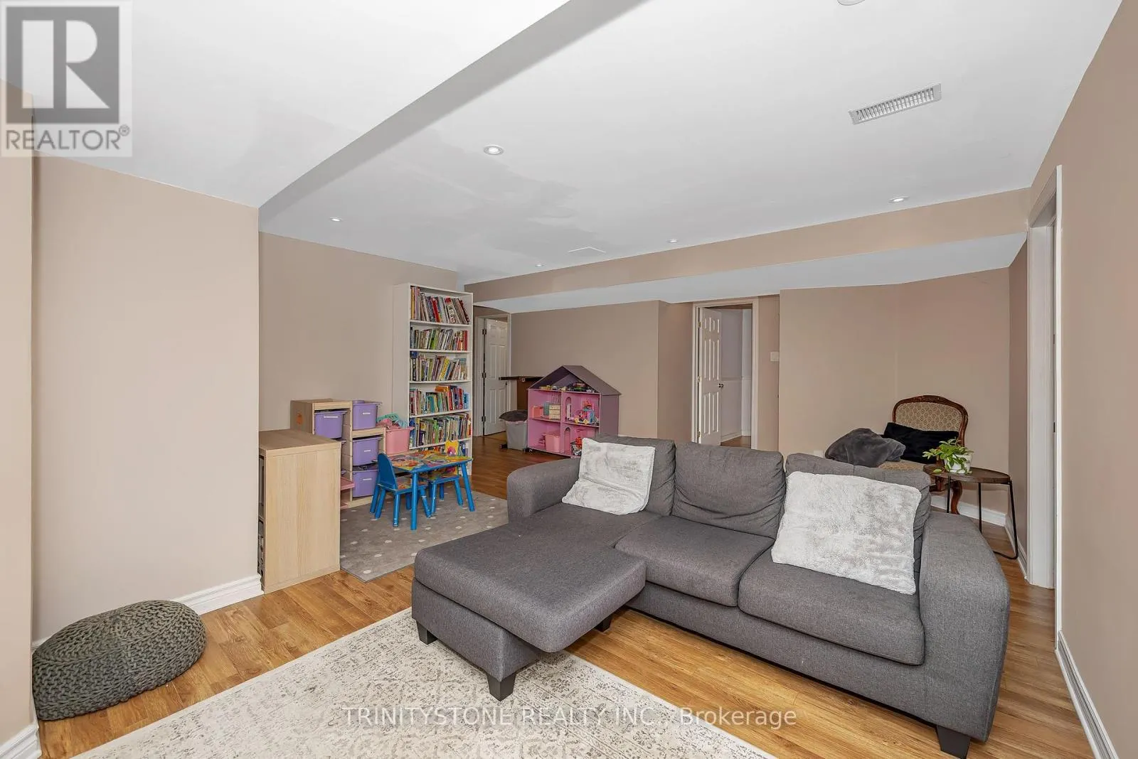 6 CINNABAR WAY