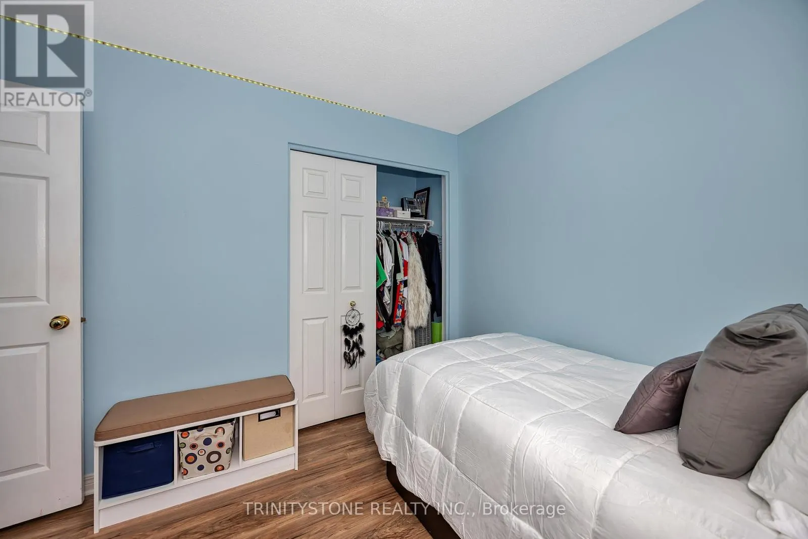 6 CINNABAR WAY