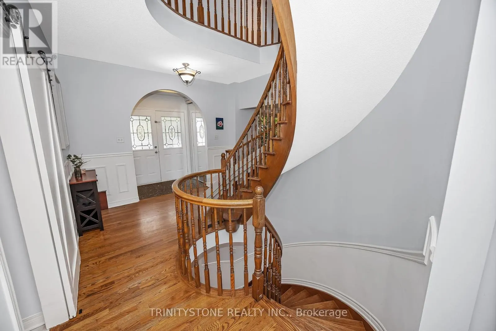 6 CINNABAR WAY