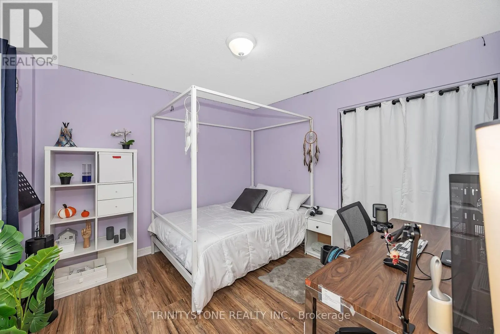6 CINNABAR WAY