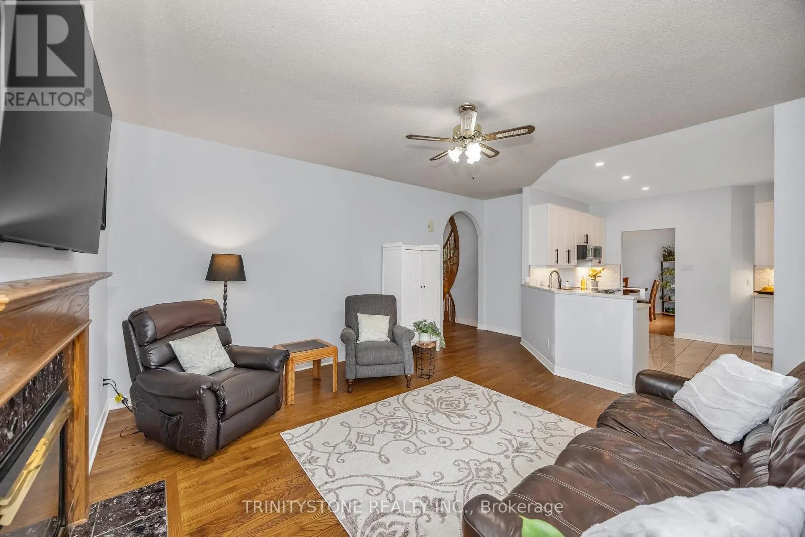 6 CINNABAR WAY