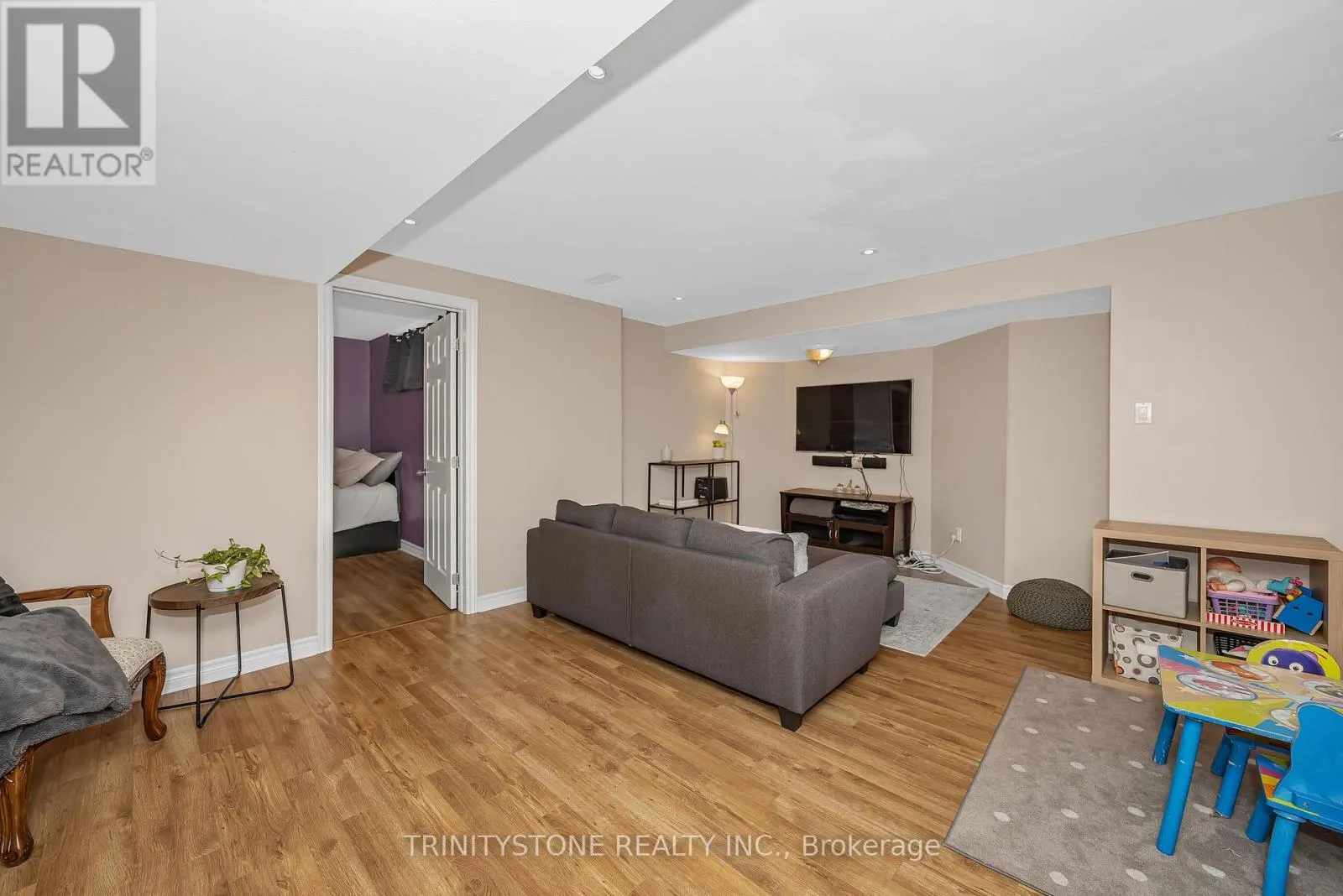 6 CINNABAR WAY