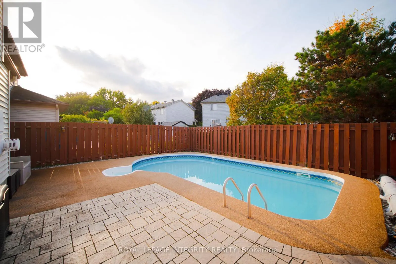 1266 FAMLIT COURT