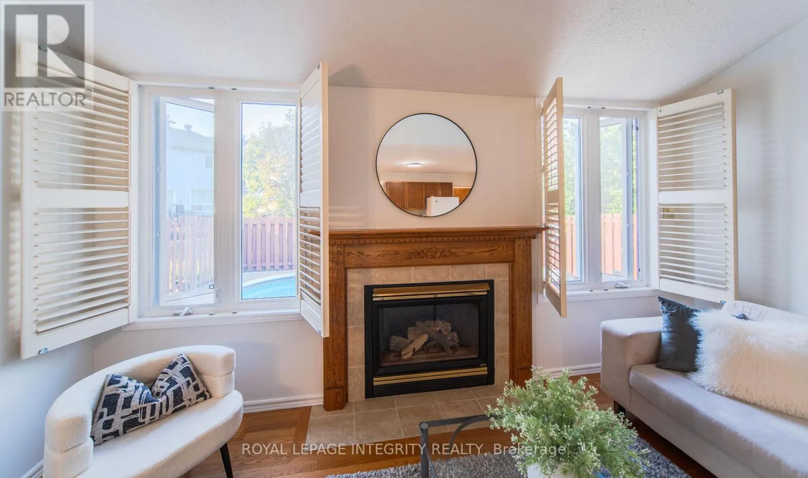 1266 FAMLIT COURT