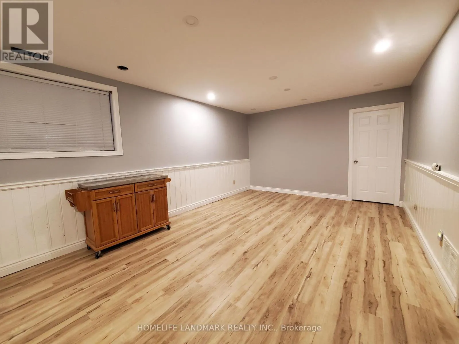 BASEMENT - 14 ABERDEEN CIRCLE