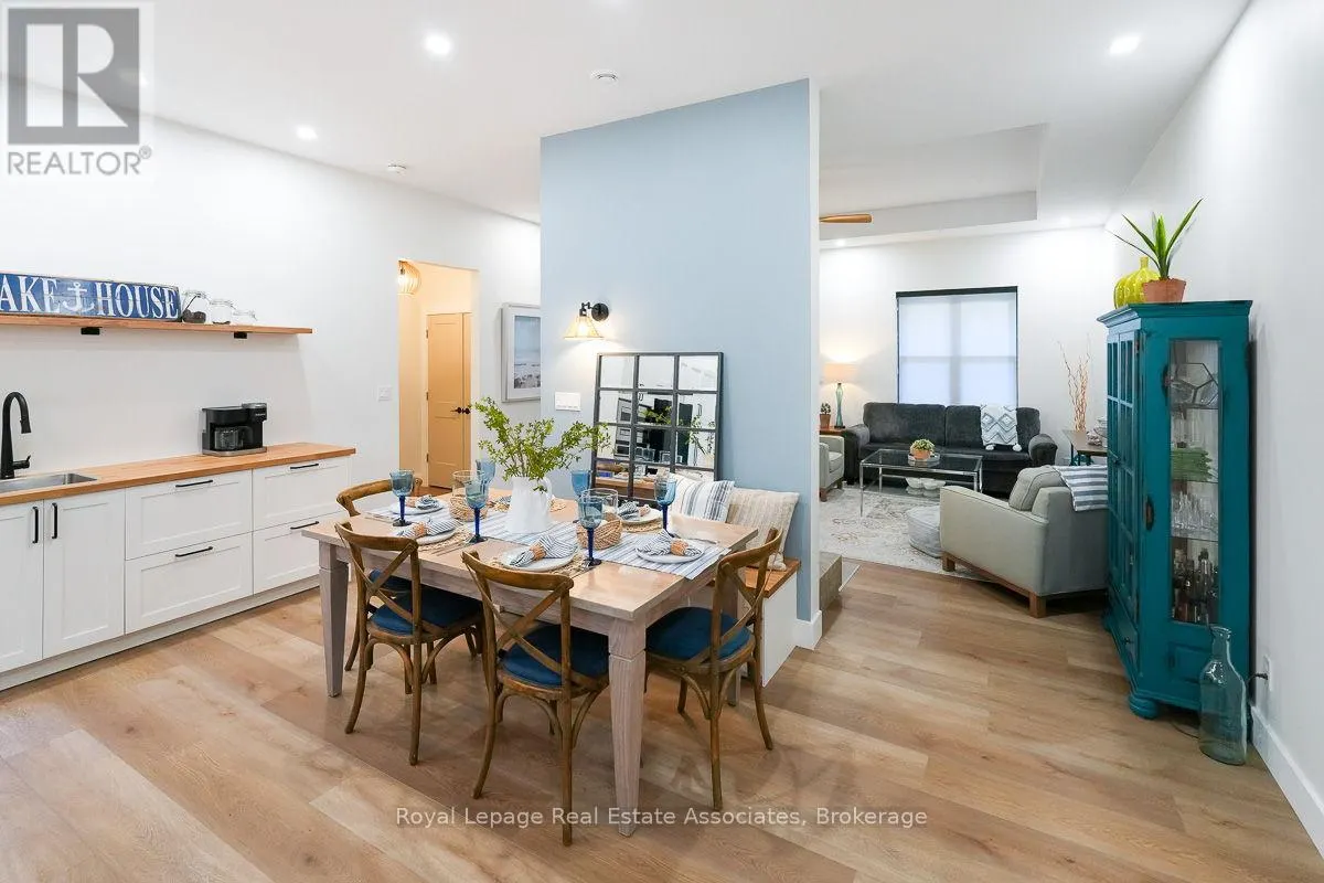 18 TAMARAC ROAD