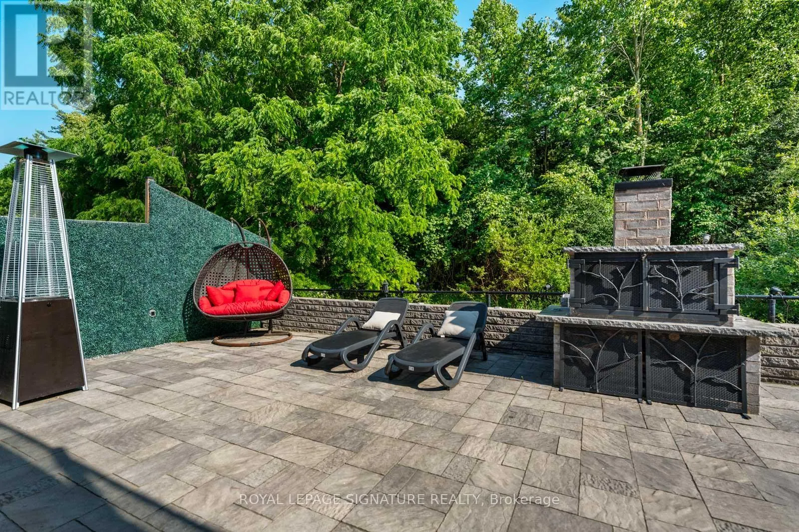 704 ROBERT FERRIE DRIVE